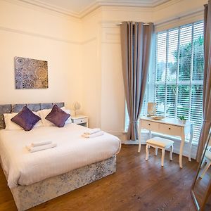 Deluxe King Room En-suite